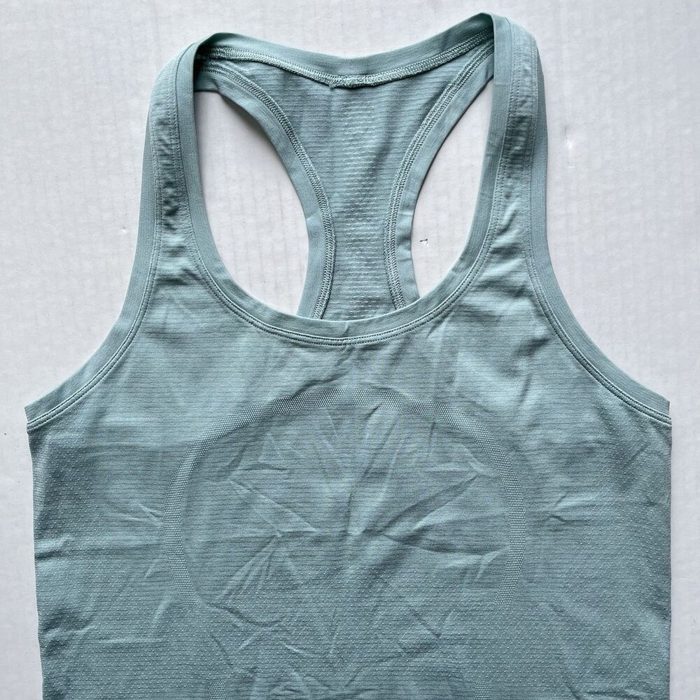 Lululemon Swiftly Tech Racerback Tank Top Lightweight Stretch Running Gym Size 8 - Picture 3 of 8